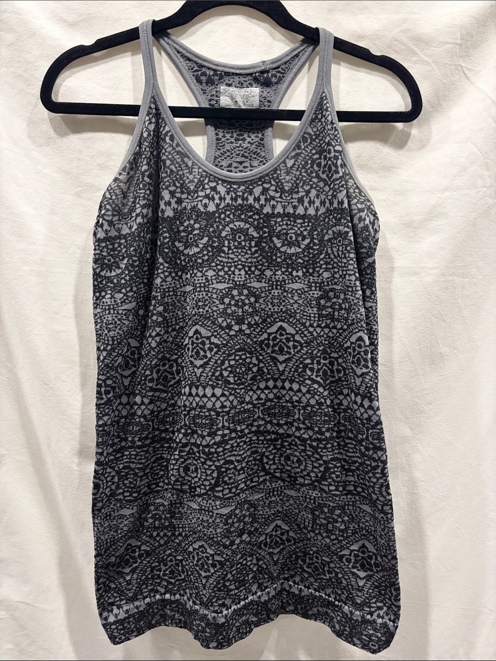 Athleta Eagle Pose Racerback Tank Top Kaleidoscope Pattern